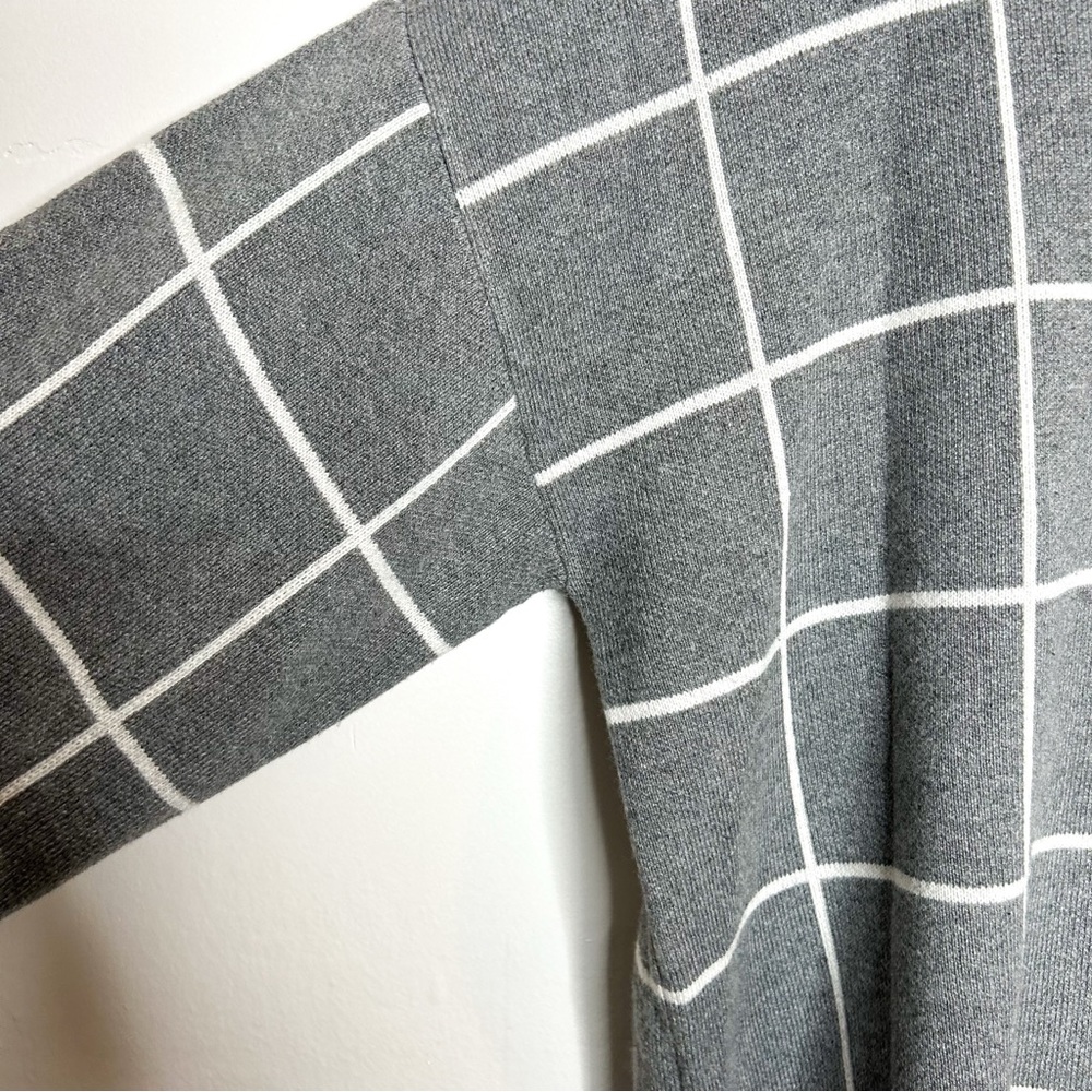 Ann Taylor Neutral‎ Grey Plaid Check Knit Sweater Top Medium M - Picture 6 of 7